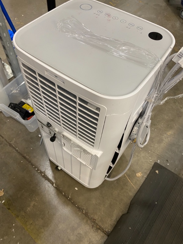 Photo 4 of **PARTS ONLY *** Waykar 3 in 1 Portable Air Conditioner 10,000 BTU with Dehumidifier and Fan Mode for Rooms up to 300 Sq.Ft for Home,Kitchen,RV
