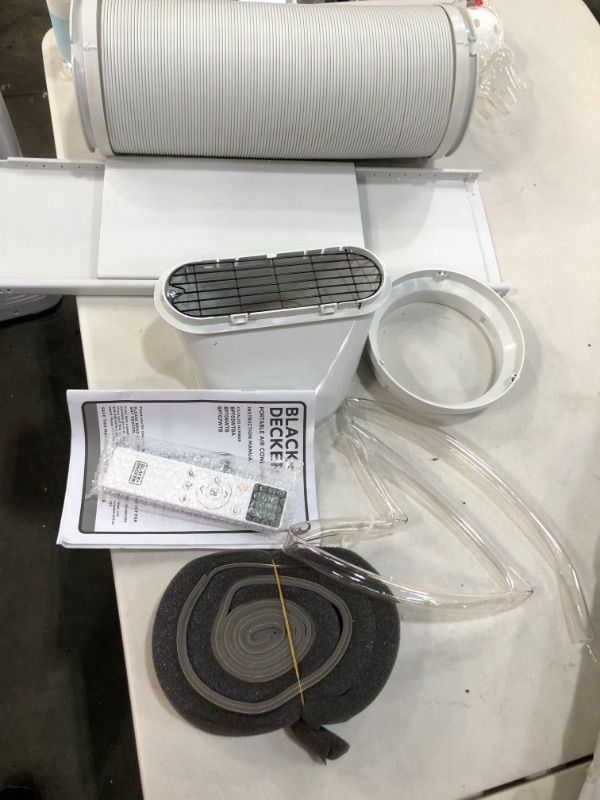 Photo 4 of *MISSING hardware*
BLACK+DECKER BPT06WTB Portable Air Conditioner with Remote Control, 6,000 BTU SACC/CEC (10,000 BTU ASHRAE), Cools Up to 250 Square Feet, White
