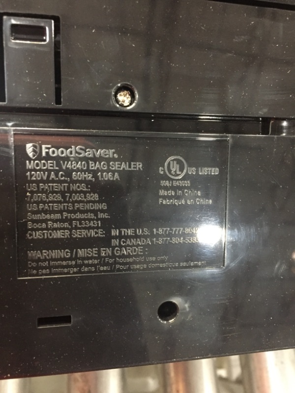 Photo 1 of *NOT FUNCTIONAL, selling for PARTS, NO RETURNS*
FoodSaver V4840 2-in-1 Vacuum Sealer Machine with Automatic Bag Detection and Starter Kit | Safety Certified | Silver, 18.80 x 9.50 x 10.60 inches

