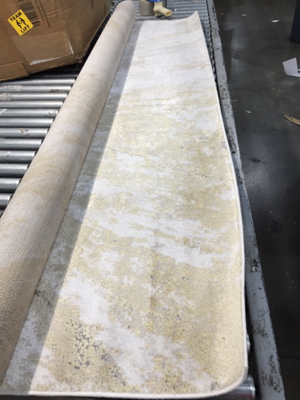 Photo 1 of 6'7" X 9' DRUZY STYLE RUG