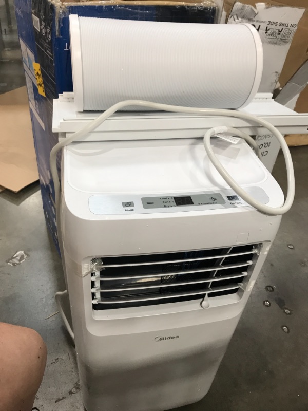 Photo 2 of 
MIDEA 3-in-1 Portable Air Conditioner, Dehumidifier, Fan, for Rooms up to 175 sq ft, White
Size:for Rooms up to 175 sq ft