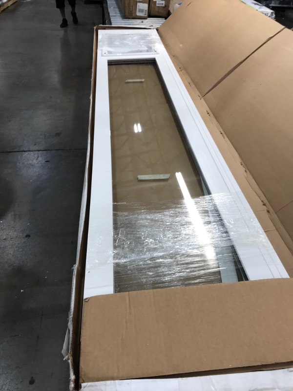 Photo 1 of (MISSING SIDE RAIL) 
Ideal Pet Products VIP Vinyl Insulated Pet Patio Door Extra Large White 2.5" x 16" x 94.5"