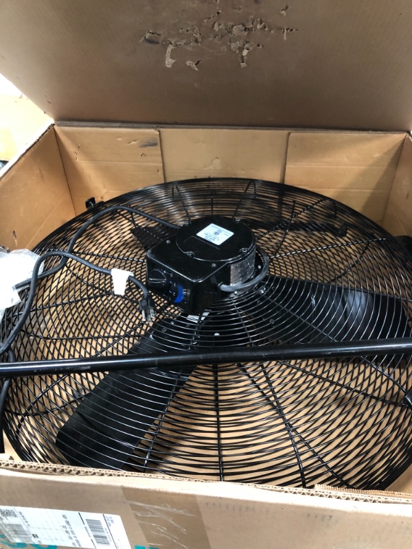 Photo 2 of Air King 9230 30" 7400 CFM 3-Speed Industrial Grade Floor Fan Fans Air Circulator Floor Fan