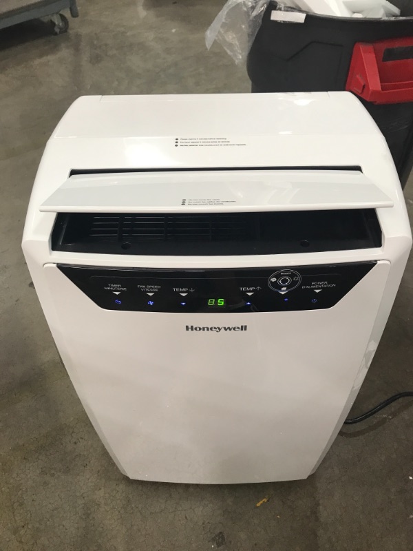 Photo 2 of MISSING ACESSORIES
Honeywell 14,000 BTU Portable Air Conditioner, Dehumidifier & Fan - White, MN4CFSWW0
