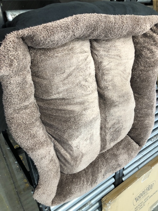 Photo 1 of 32 x 32 Dog Bed ( Unknown Brand) 
