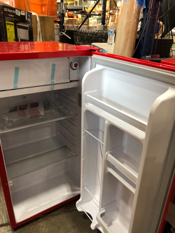 Photo 5 of Frigidaire 3.2 Cu. Ft. Retro Compact Refrigerator with Side Bottle Opener EFR376, Red TESTED AND FUNCTIONS