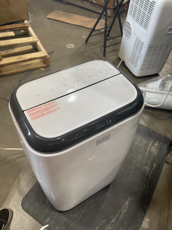 Photo 3 of BLACK+DECKER BPP05WTB Portable Air Conditioner with Remote Control, 5,000 BTU SACC/CEC (8,000 BTU ASHRAE), White
