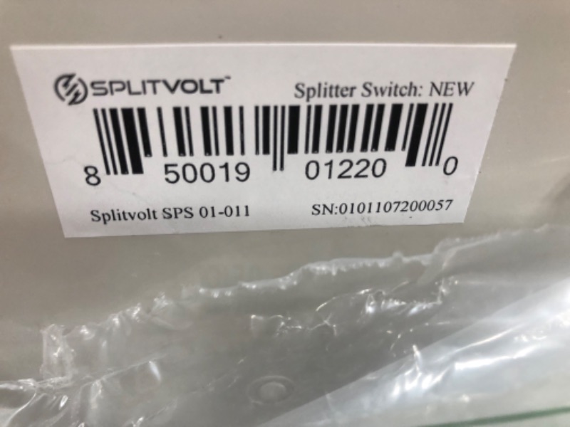 Photo 1 of Splitvolt NEMA 10-30/10-30 Splitter Switch 10-30 Plug to two10-30 Outlets (A&B) -