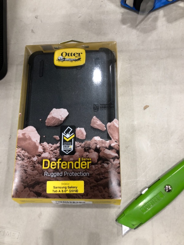 Photo 2 of OtterBox Defender Series Case for Samsung Galaxy Tab A (8.0-2018 Version) - Retail Packaging - Black, Model Number: 77-61125
