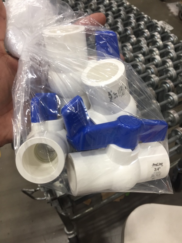 Photo 1 of 4PK   107-634 Ball Valve PVC, 3/4" Solvent