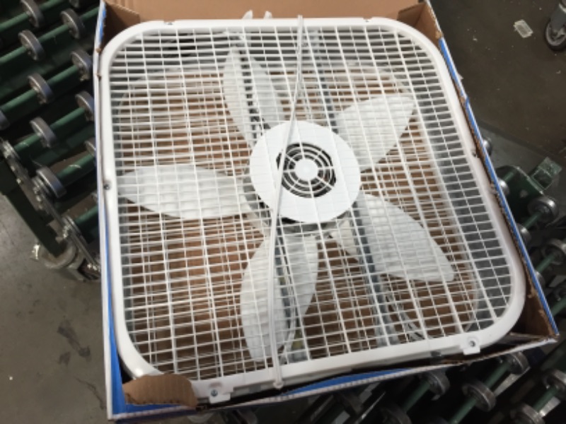 Photo 2 of 20 in. Air Circulating Box Fan with 3 Speeds