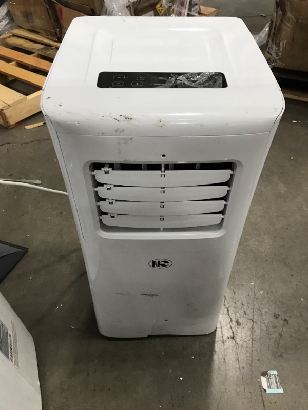 Photo 2 of 8000 BTU Portable Air Conditioner with Remote Control Dehumidifier Function Window Wall Mount (8000 BTU)
PARTS ONLY.