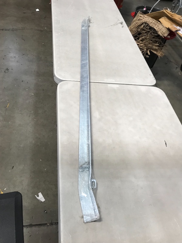 Photo 3 of 6' Cutting Bar

//gently used //item is silver not green