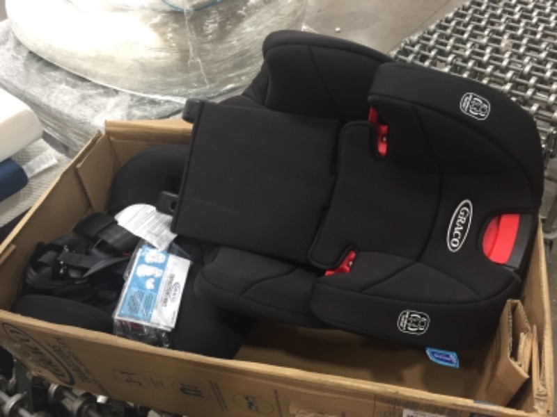 Photo 2 of Graco Tranzitions 3 in 1 Harness Booster Seat, Proof
