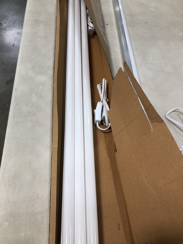 Photo 2 of 4-Foot T5 Light Fixture LED Shop Light 20W W/Selectable CCT, 2000 Lumens, 2700/4100/5000K Cool White, Utility Ceiling Lights Linkable for Garage and U
