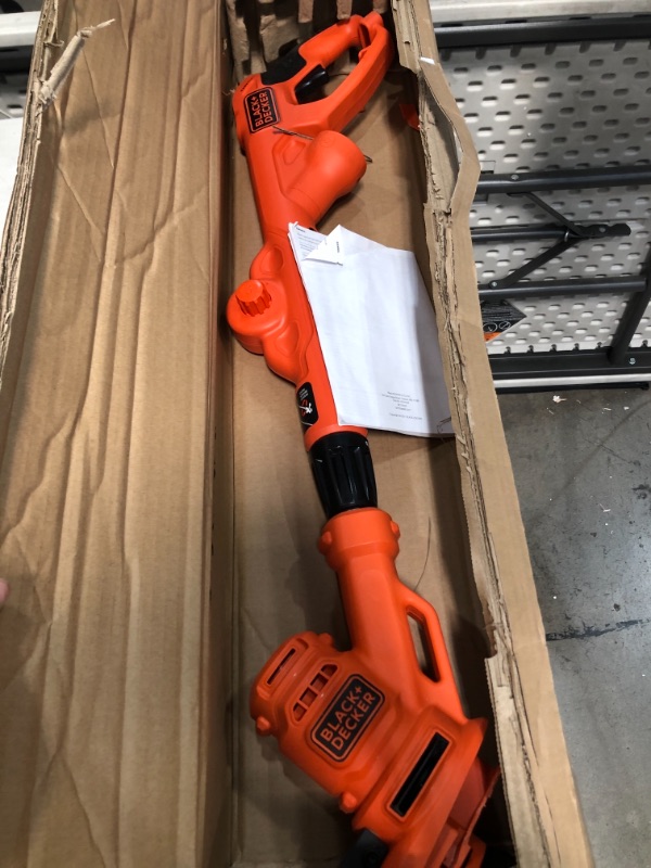 Photo 3 of BLACK+DECKER String Trimmer, Electric, 14-Inch (BESTE620FF)
UNABLE TO TEST