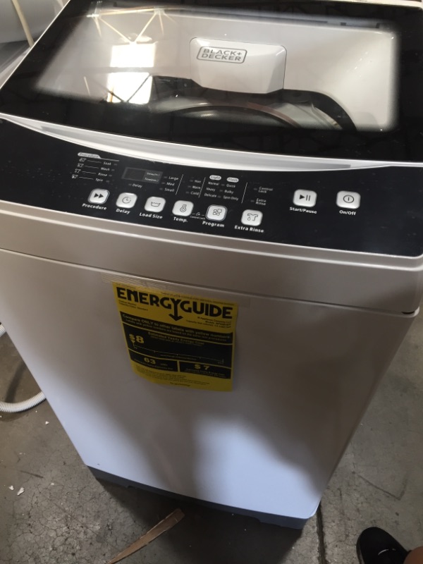 Photo 3 of Black+decker BPWM16W 1.6 Cubic Foot Portable Washer