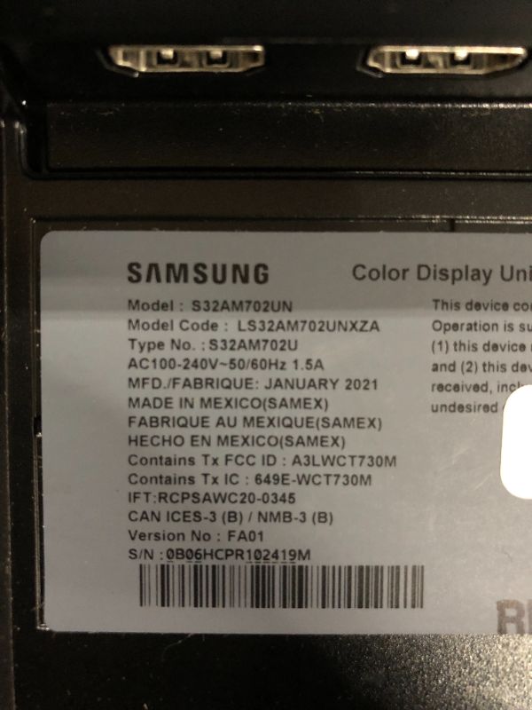 Photo 6 of SAMSUNG M7 Series 32-Inch 4K UHD