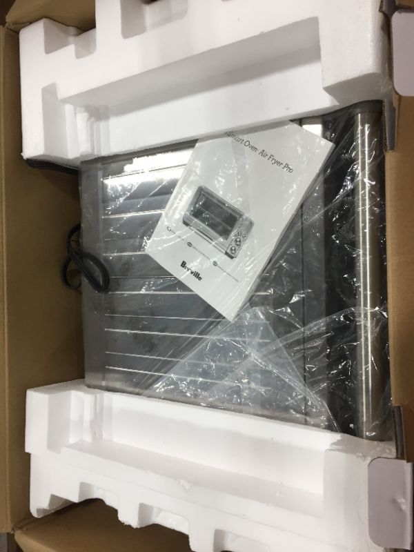 Photo 1 of BREVILLE BOV900BSS THE SMART OVEN AIR - ELECTRIC OVEN - CONVECTION - 29.9 QT - 1800 W
