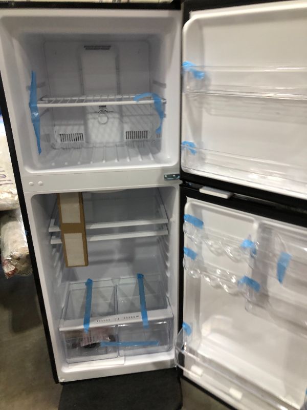 Photo 3 of 10.1 cu. ft. Top Freezer Refrigerator in Black
