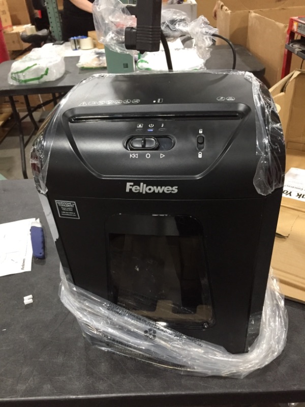 Photo 2 of Powershred 12C15 12-Sheet Cross-Cut Paper Shredder (4014401)
