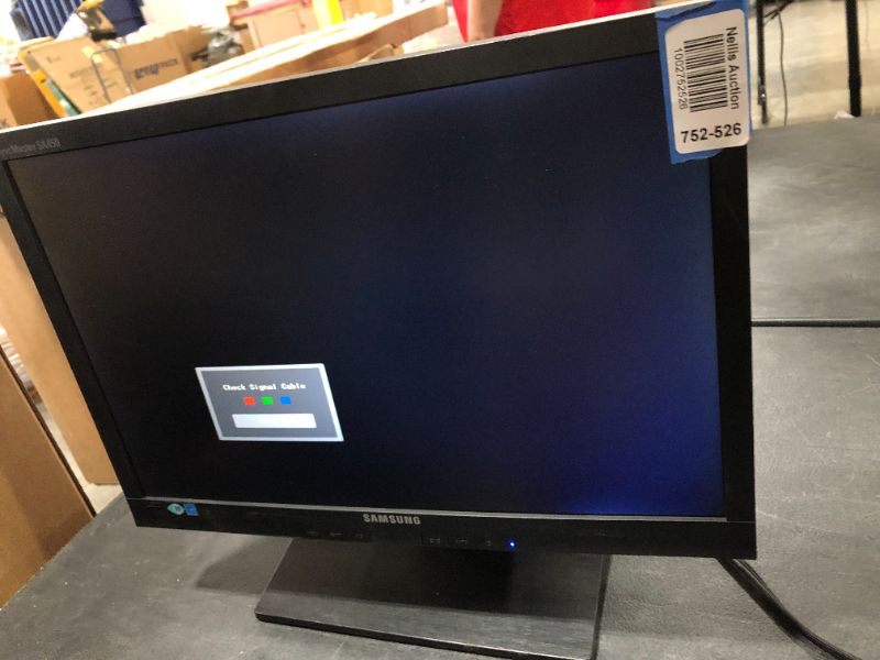 Photo 3 of Samsung S19A450BW 19" 450 Series Business LED Monitor