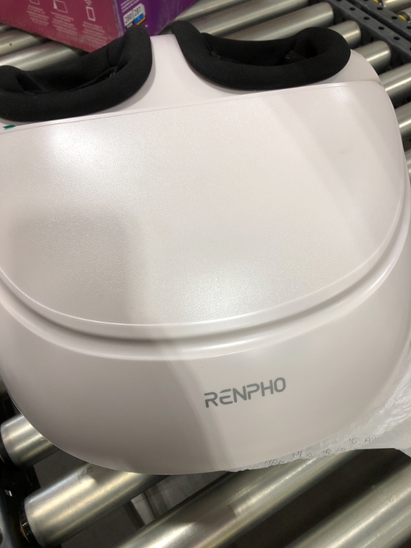 Photo 4 of RENPHO Foot Massager Machine with Heat,Shiatsu Deep Kneading, Multi-Level Settings, Delivers Relief for Tired Muscles and Plantar Fasciitis