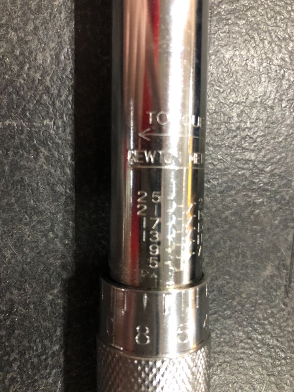 Photo 3 of 1/4 inch Drive Click Torque Wrench 177 inch Sq Ft Lbs 