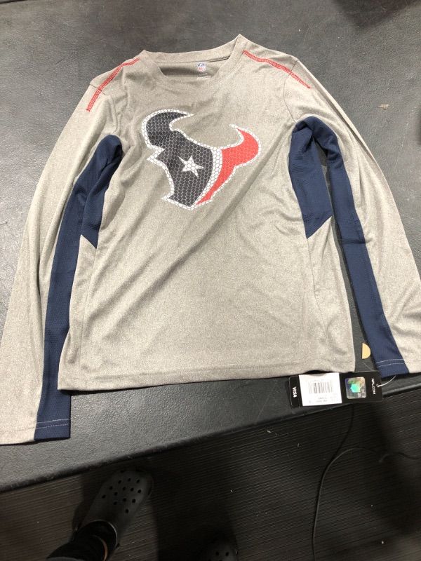 Photo 1 of NFL Boys' Houston Texans Long Sleeve Team Tee, SIZE 8
