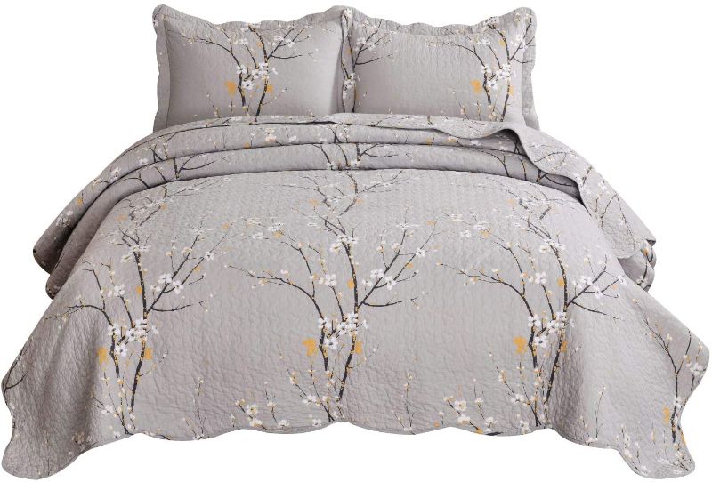 Photo 1 of Bedsure 100% Cotton Printed Twin Quilt Set - Spring Blossom Floral Pattern, Pre-Washed, 2-Piece Quilt with 1 Sham - All-Season Bed Cover Machine Washable Bedspread Coverlet,