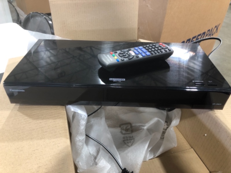 Photo 2 of Panasonic - Streaming 4K Ultra HD Hi-Res Audio with Dolby Vision 7.1 Channel DVD/CD/3D Wi-Fi Built-in Blu-Ray Player - Black PARTS ONLY!
