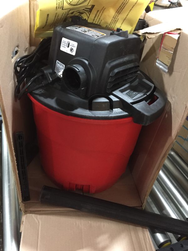 Photo 2 of CRAFTSMAN CMXEVBE17590 9 Gallon 4.25 Peak HP Wet/Dry Vac, Portable Shop Vacuum 