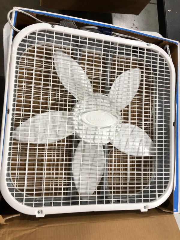 Photo 3 of 20 in. 3 Speed White Box Fan with Save-Smart Technology for Energy Efficiency
