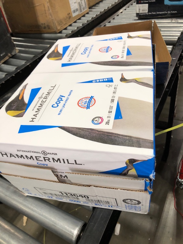 Photo 2 of Hammermill Printer Paper, 20 Lb Copy Paper, 8.5 x 11 - 8 Ream (4,000 Sheets) - 92 Bright