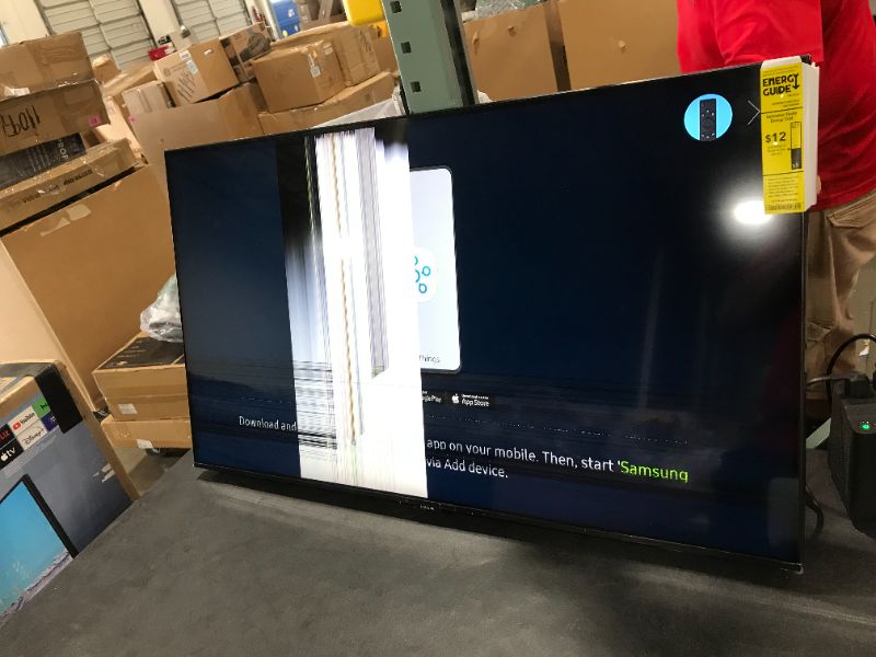 Photo 3 of 43" Class TU8000 Crystal UHD 4K Smart TV (2020)