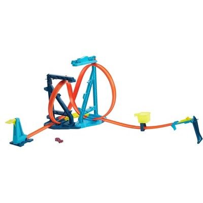 Photo 1 of Hot Wheels Track Builder Unlimited Infinity Loop Kit