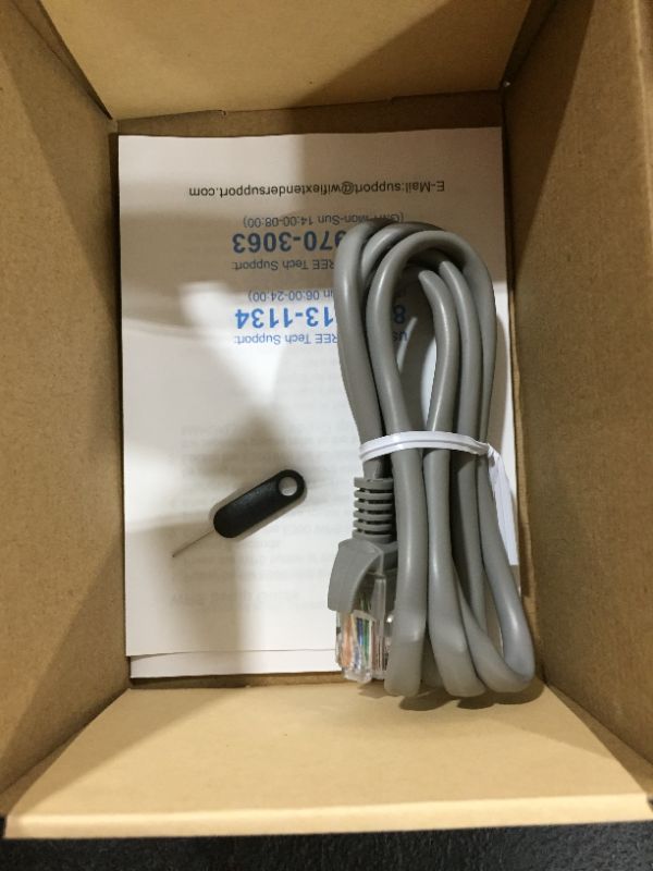 Photo 1 of E300 MINI WIFI RANGE EXTENDER AP ROUTER