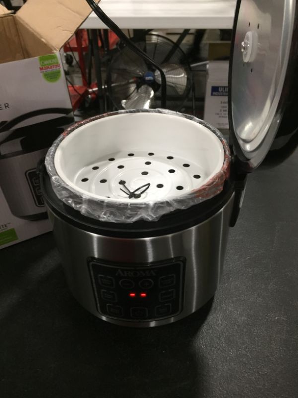 Photo 2 of Aroma Housewares 8-Cup (cooked)/ 2 Quart Digital Cool-Touch Rice Cooker & Food Steamer