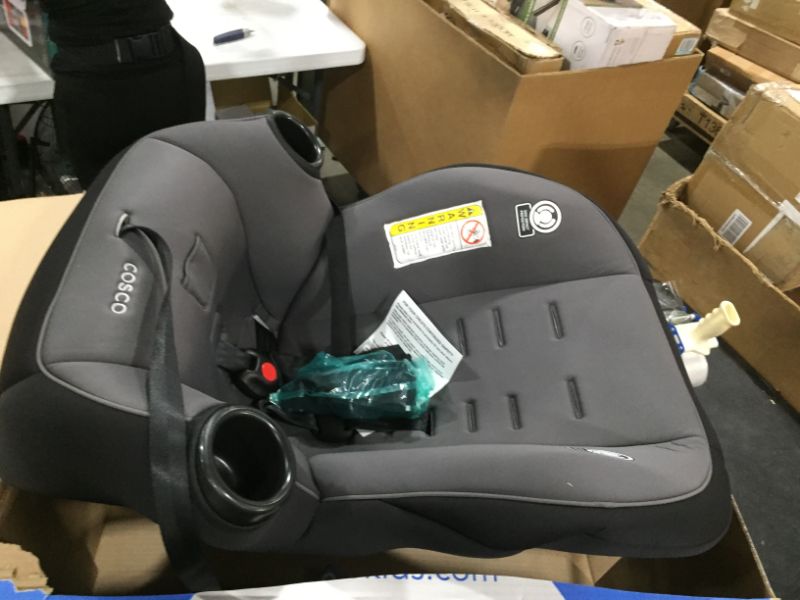 Photo 2 of Cosco Apt 50 Convertible Car Seat (Black Arrows)