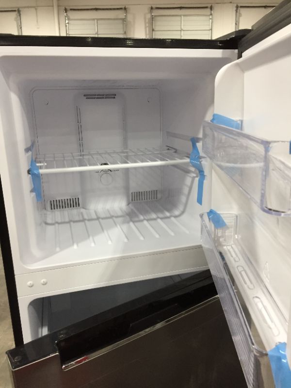 Photo 3 of 10.1 cu. ft. Top Freezer Refrigerator in Platinum Steel
