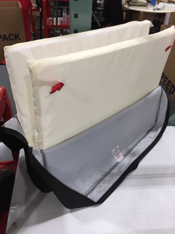 Photo 1 of BABYBJORN Travel Crib Light - Silver

