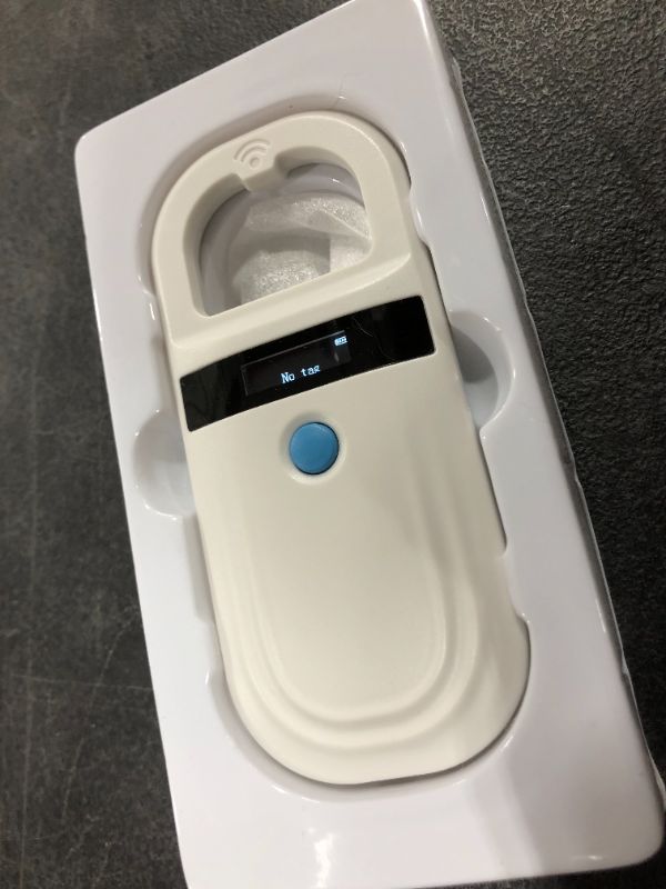 Photo 2 of Rechargeable Animal Chip Pet Chip Scanner Handheld Reader OLED Display Screen Animal Identification