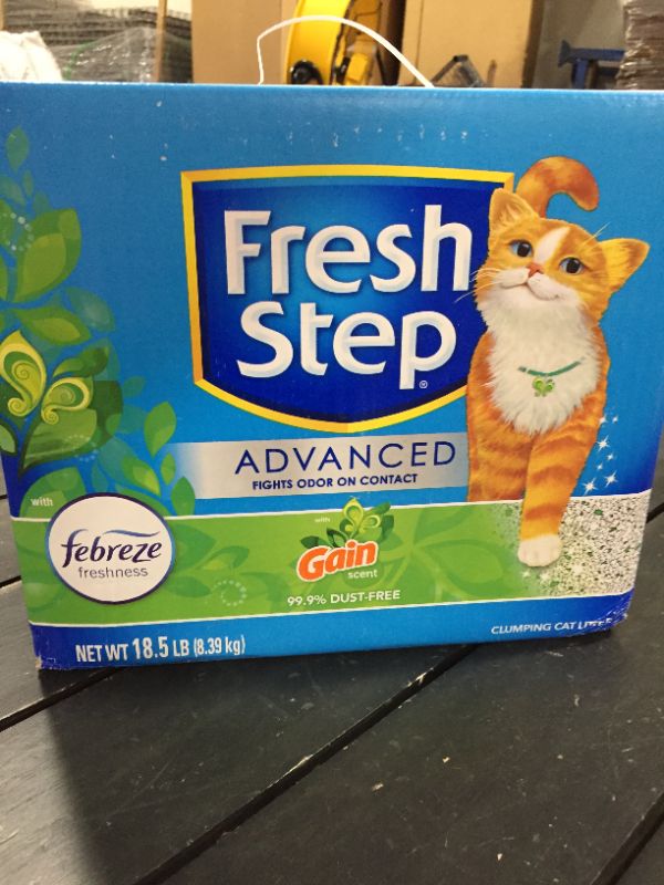 Photo 2 of Fresh Step Advanced Clumping Cat Litter With Gain Scent - 18.5lbs