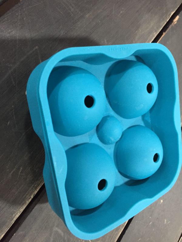 Photo 2 of Houdini Ice Sphere Tray