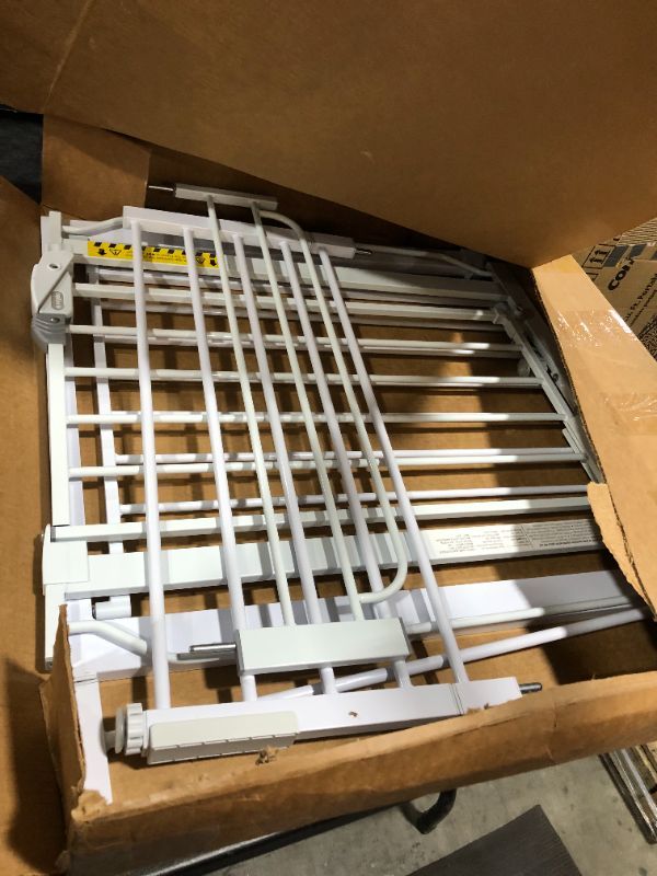Photo 1 of REGALO BABY GATE 