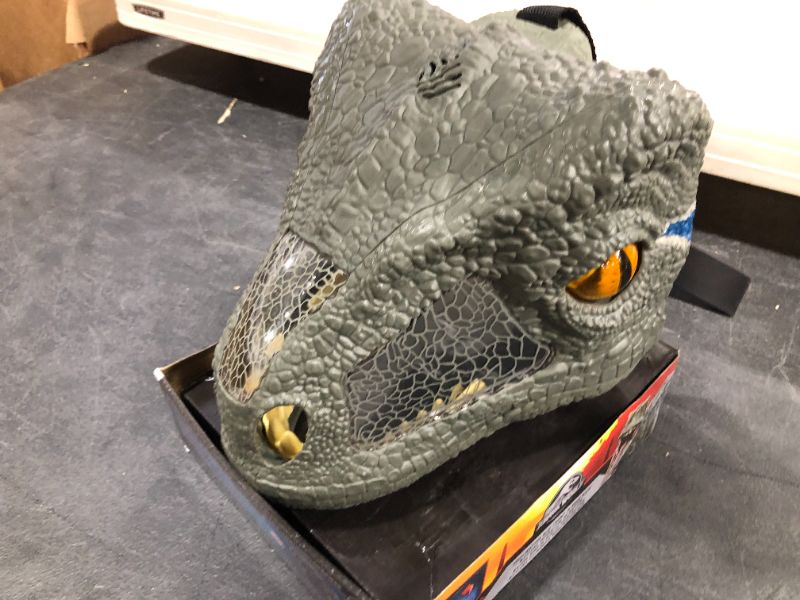 Photo 2 of Jurassic World Velociraptor "Blue" Chomp 'N Roar Mask