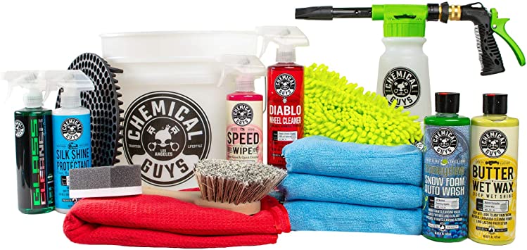 Photo 1 of Chemical Guys Car-washing set ALL SEASON ARSENAL BUILDER KIT
