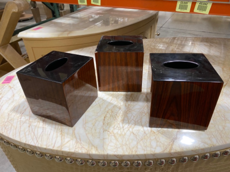 Photo 1 of BROWN TISSUE BOXES/ HOLDERS 