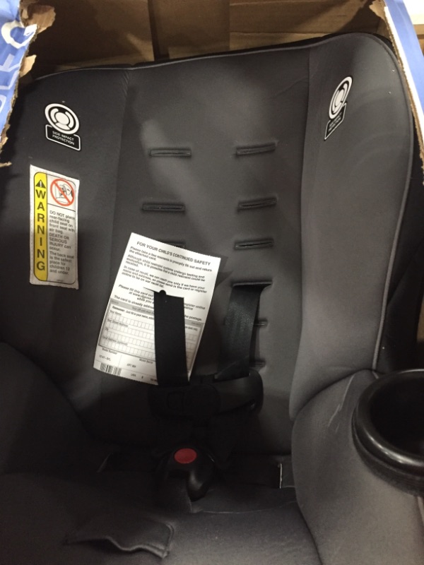 Photo 2 of Cosco Apt 50 Convertible Car Seat (Black Arrows)