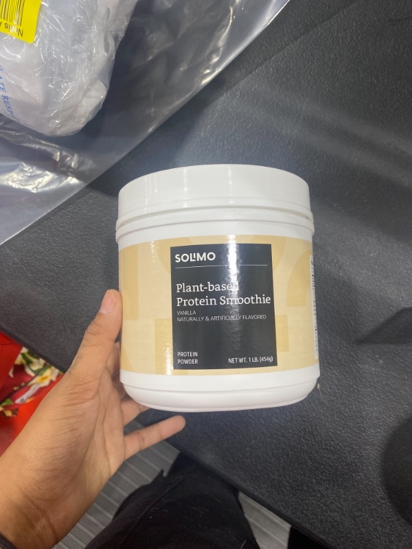 Photo 3 of Amazon Brand  Solimo Plantbased Protein Smoothie Powder  best by 12062021